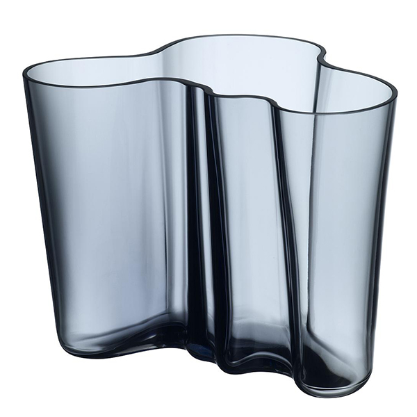 Aalto Vase – Rain by Iittala.